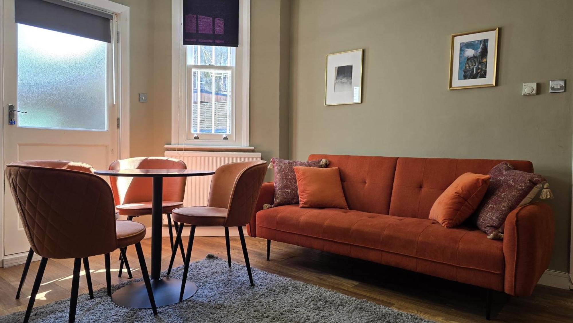 Spacious Studio For 4 Flat Near Regents Park N2 런던 외부 사진